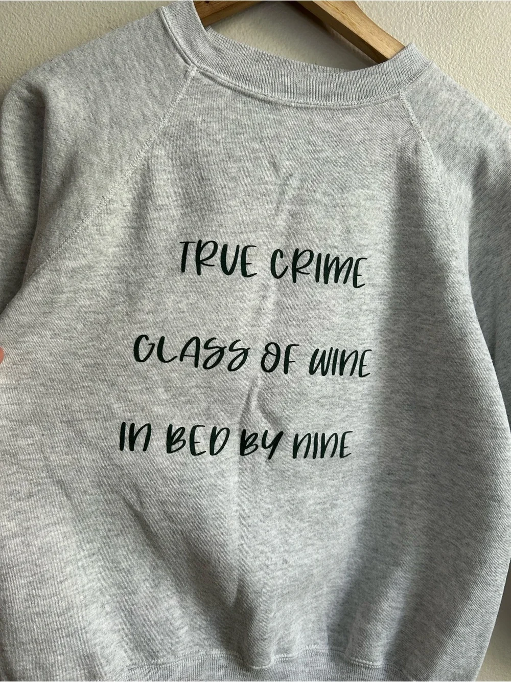 Hanes True Crime Glass of Wine in Bed by Nine Grey Crewneck Sweatshirt Size M